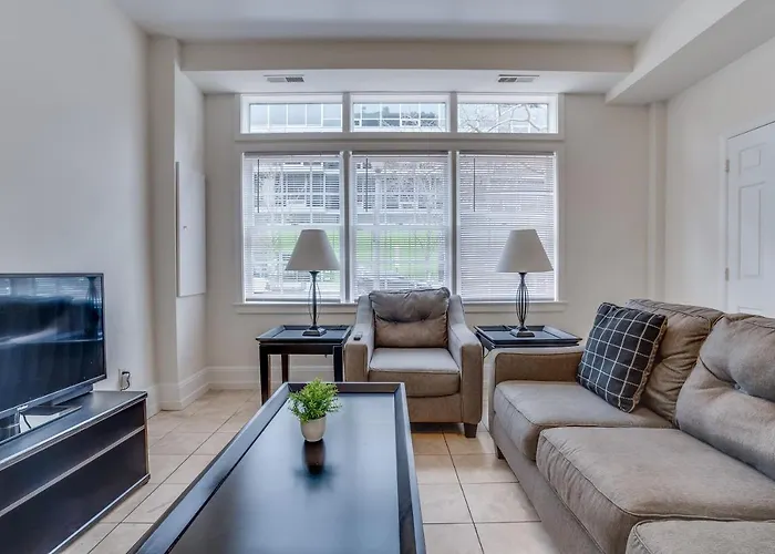 Close To Washington Circle 30 Days Stays